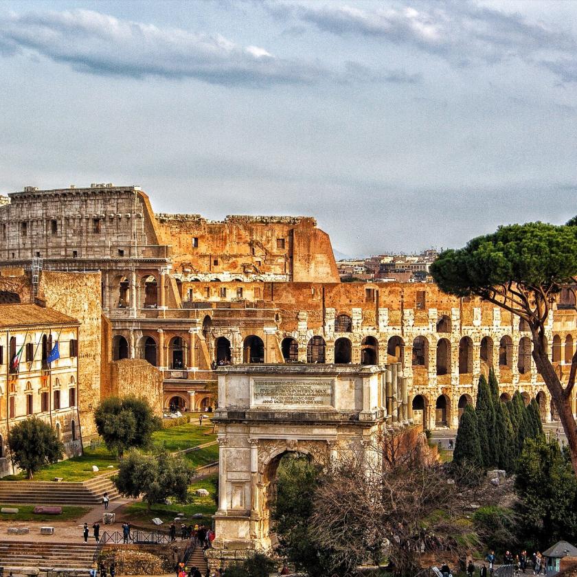 Coliseo romano. Cursos de inglés en el extranjero durante todo el año